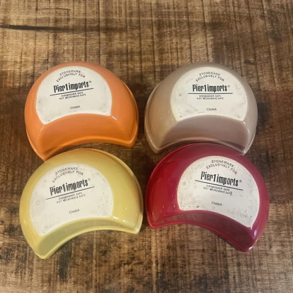 Pier 1 Set of Four Tasting Dishes Sauces Condiments Red Orange Tan Yellow